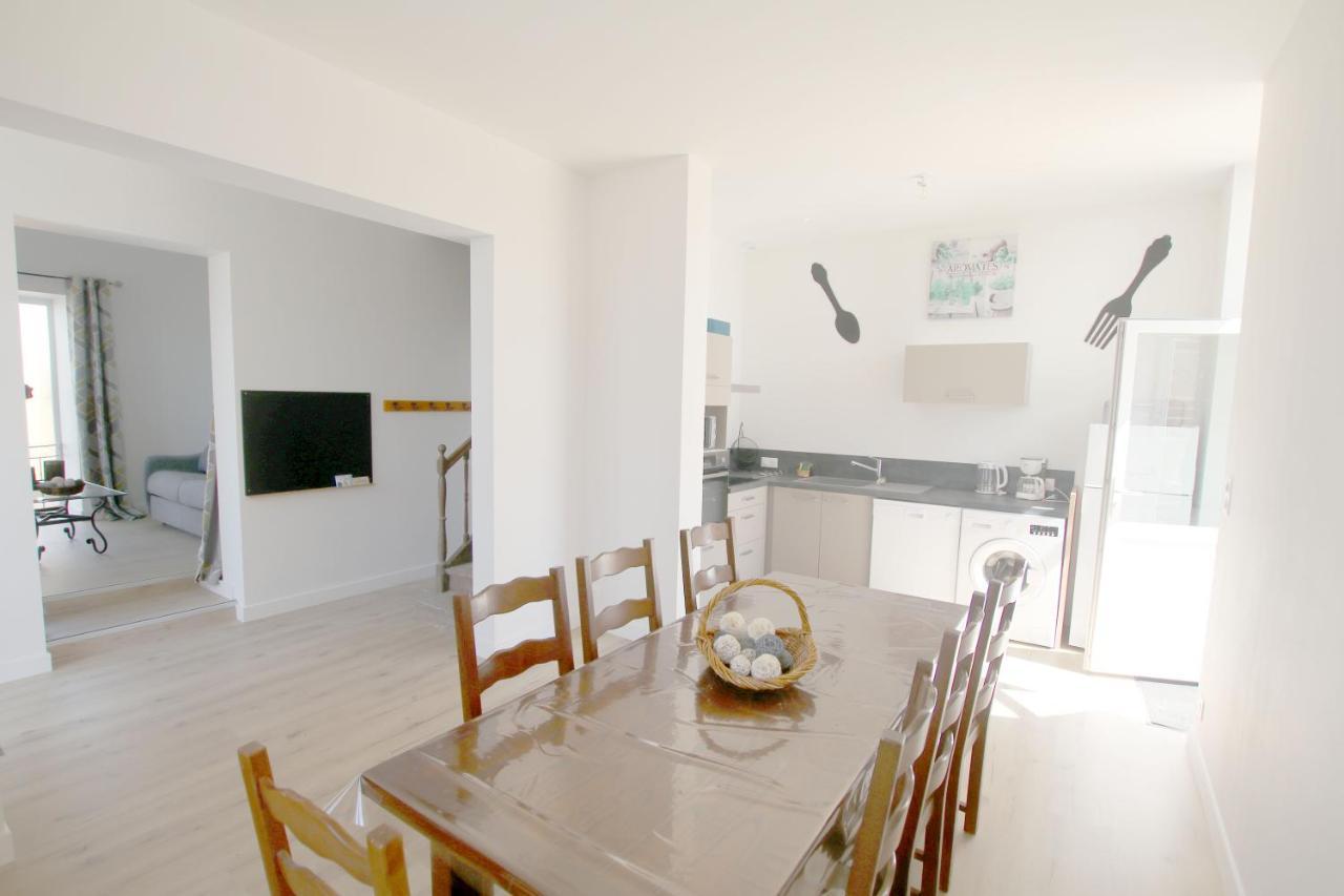 Le De Kelly Holiday home